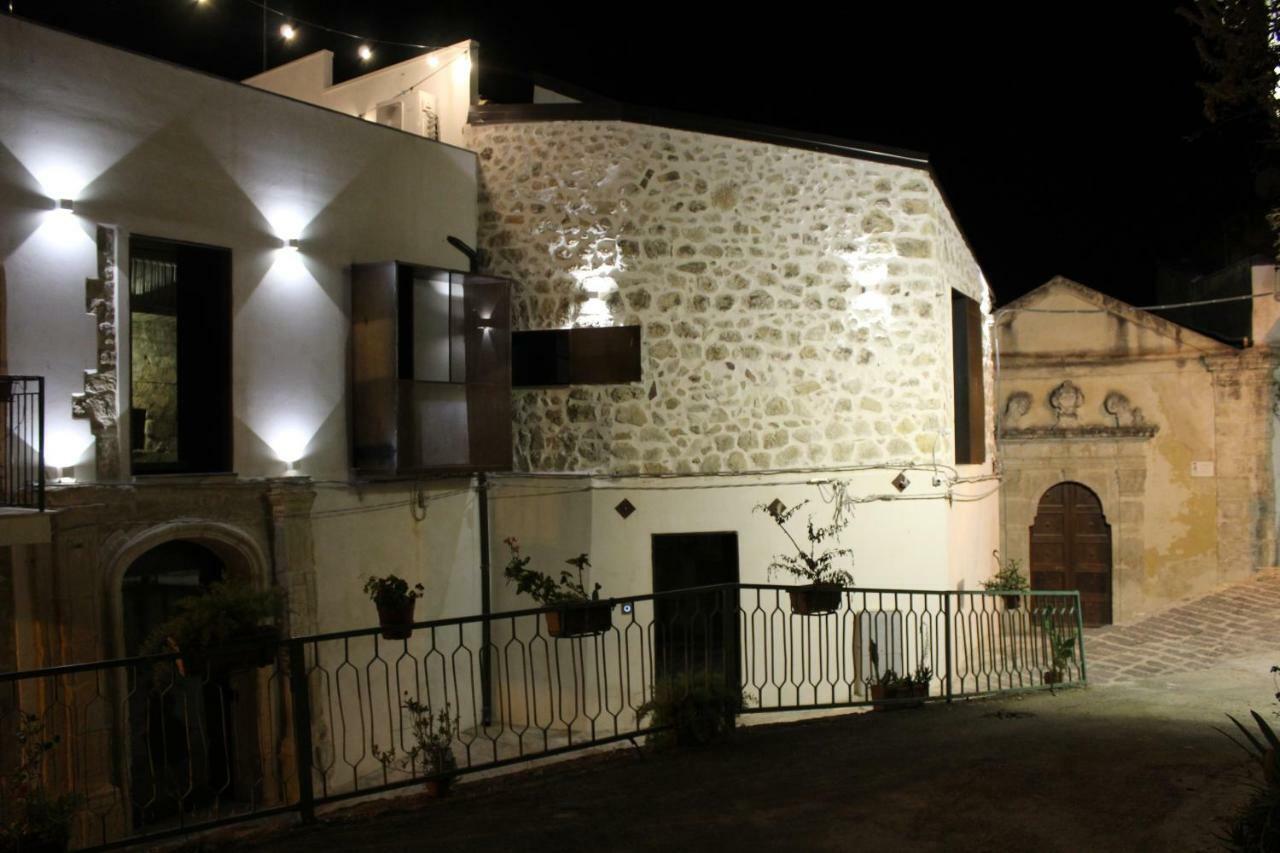 Dimore San Nicola Фавара Экстерьер фото